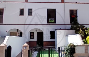 Chalet adosado Enix